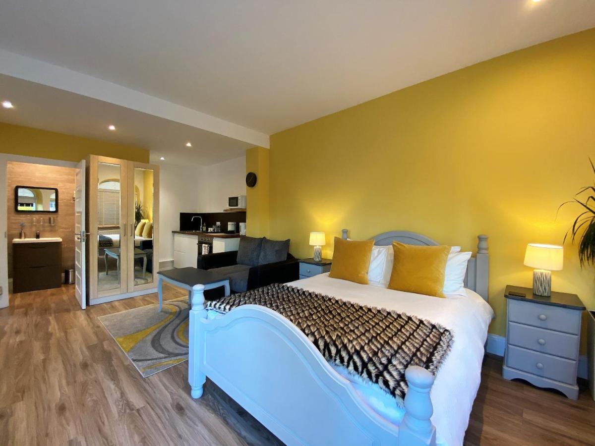 Harlestone Retreat (Adults Only) Hotel นอร์ทแธมป์ตัน ภายนอก รูปภาพ
