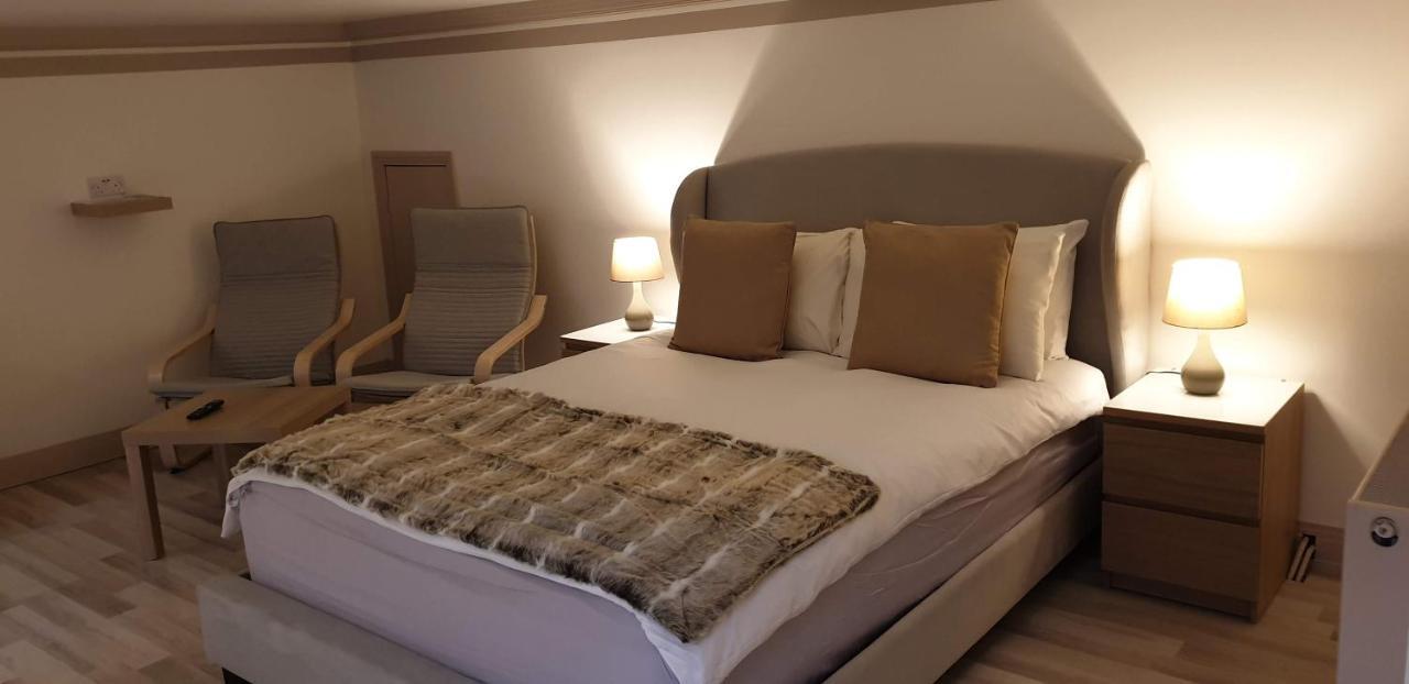 Harlestone Retreat (Adults Only) Hotel นอร์ทแธมป์ตัน ภายนอก รูปภาพ